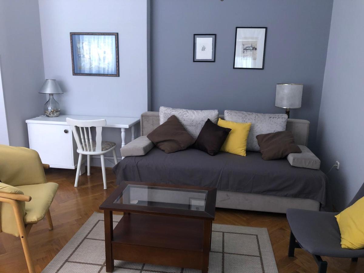 Apartmani Dubasnica Malinska Kültér fotó