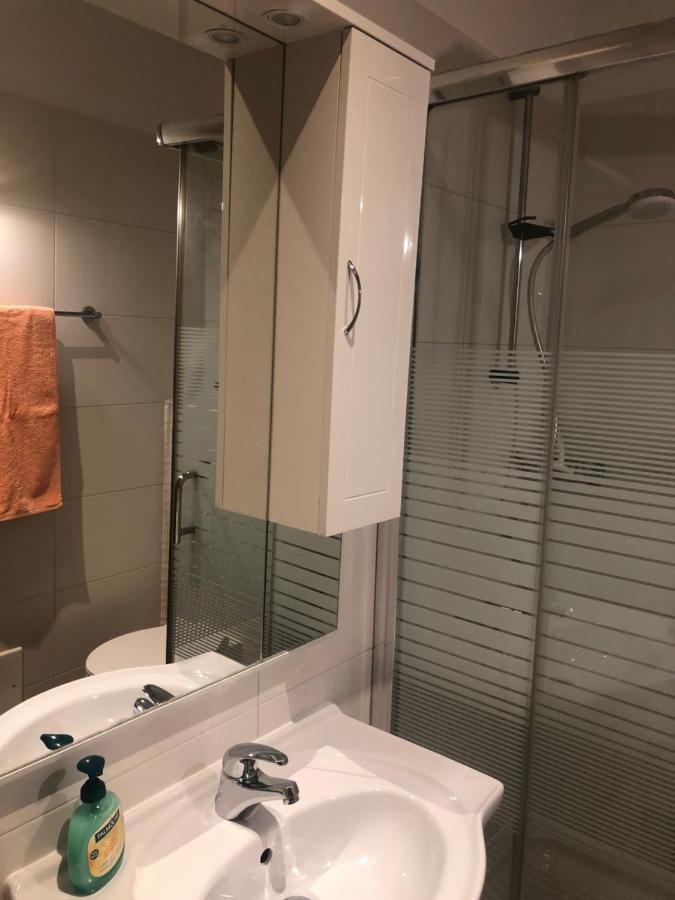 Apartmani Dubasnica Malinska Kültér fotó